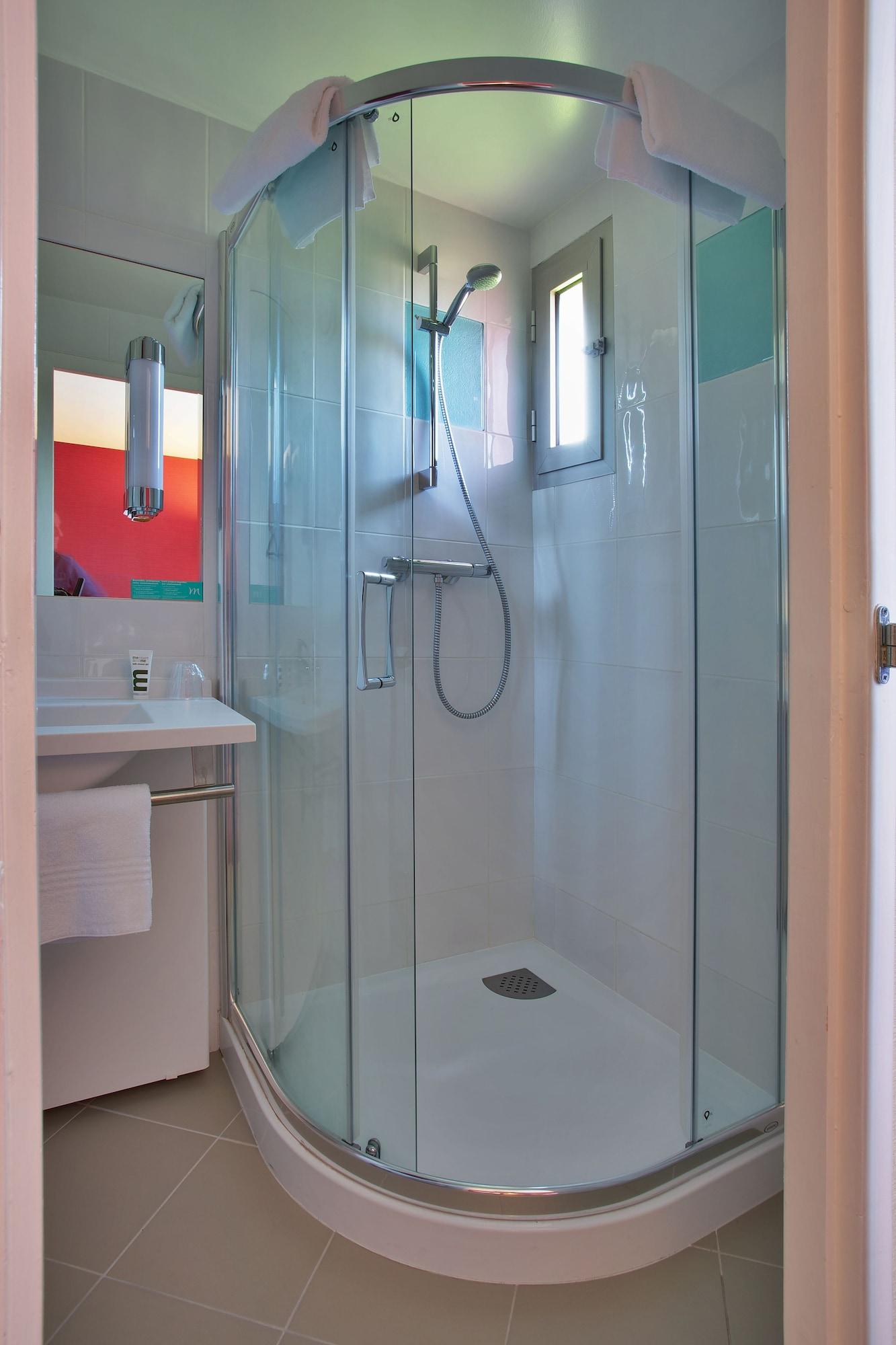 Mercure Hexagone Luxeuil Экстерьер фото