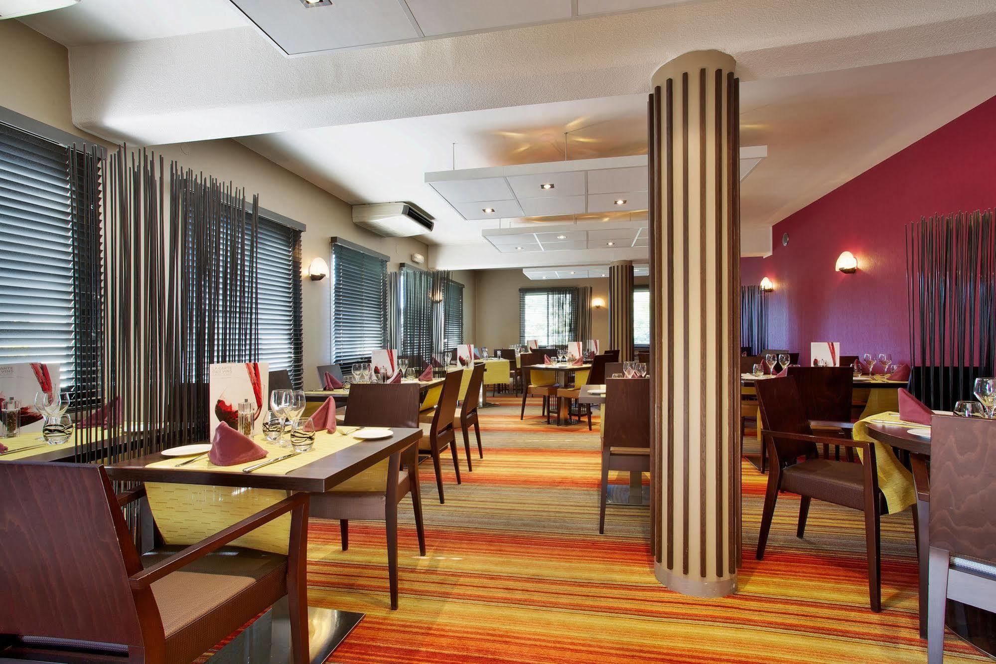 Mercure Hexagone Luxeuil Экстерьер фото