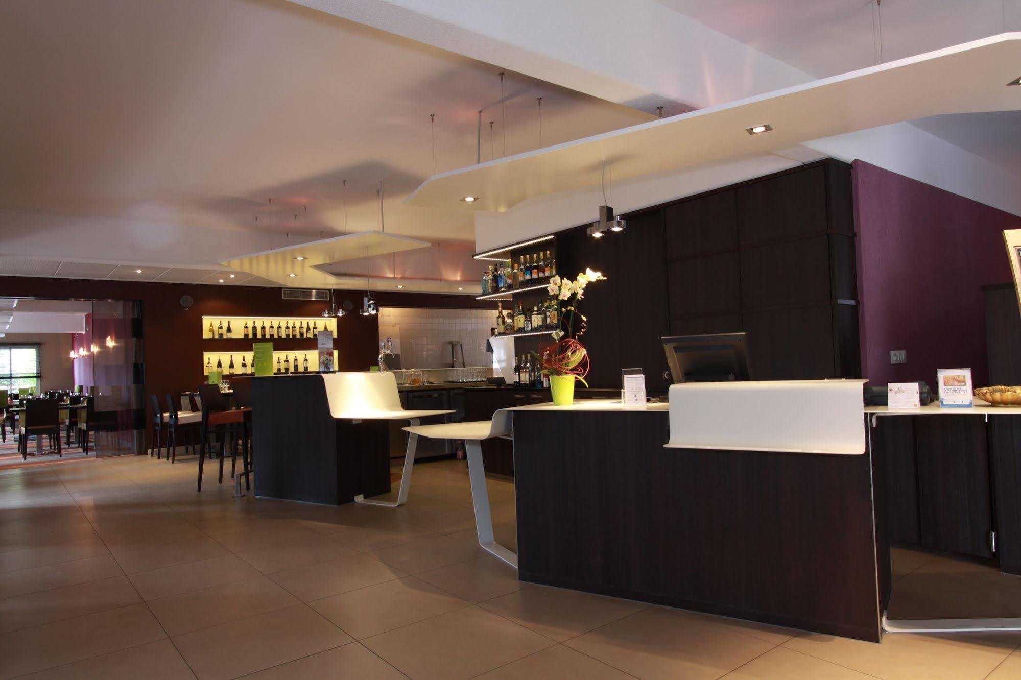 Mercure Hexagone Luxeuil Экстерьер фото